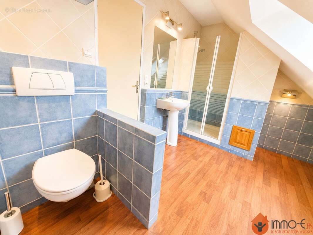 Maison 134 m² à Esbly  - photo 9