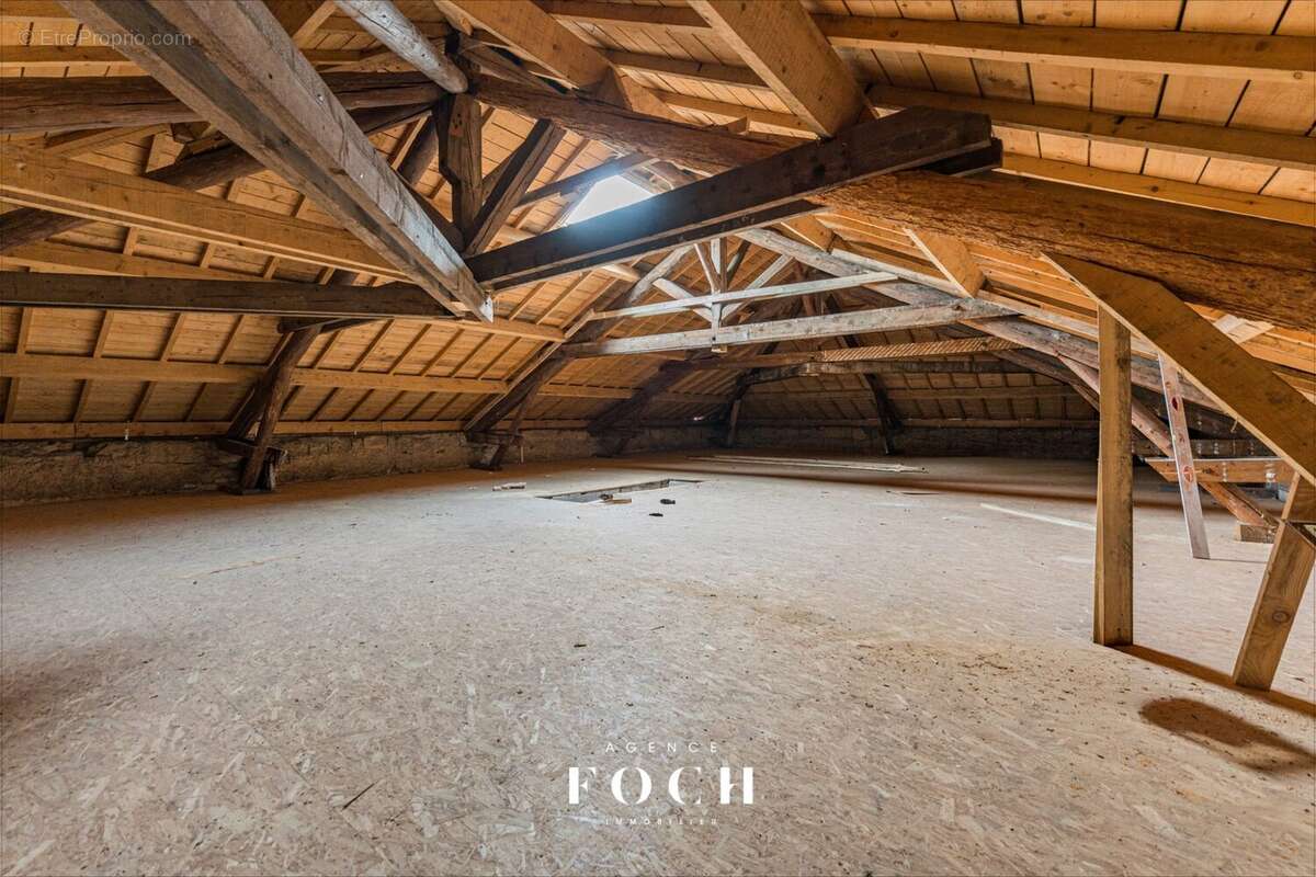Appartement à PAGNY-SUR-MOSELLE