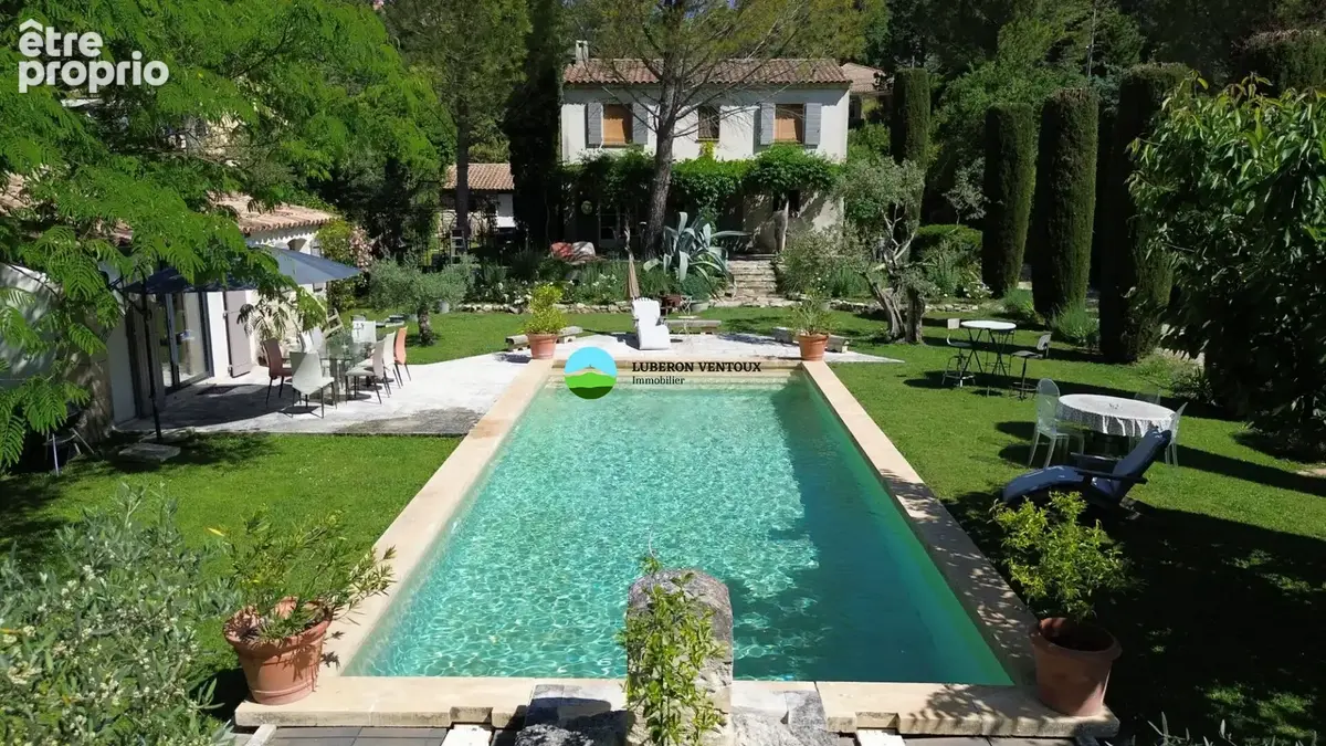 Maison à PERNES-LES-FONTAINES