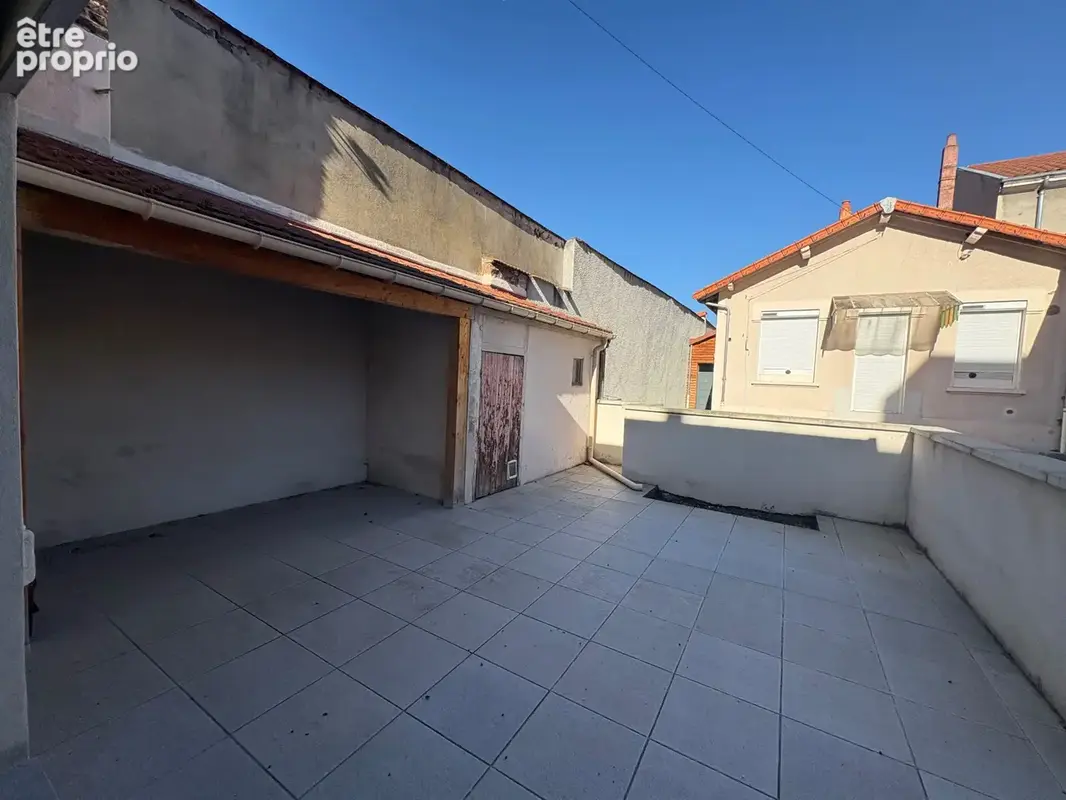 Roanne centre, proche gare, Appartement de Type 2 en duplex avec terrasse - photo 3