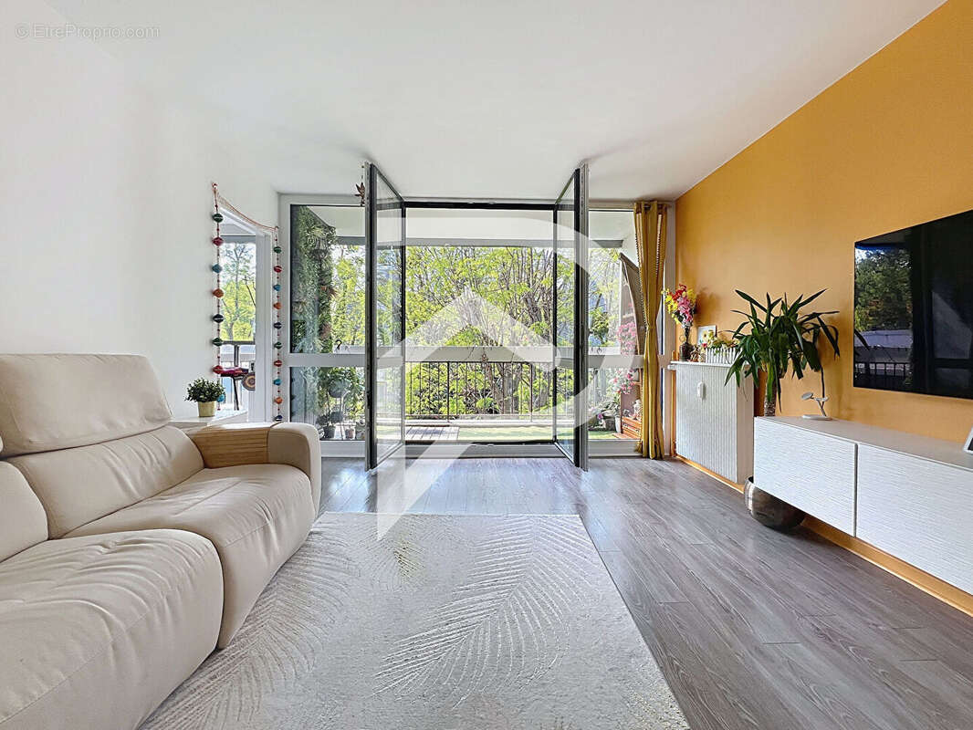 Appartement à GARCHES