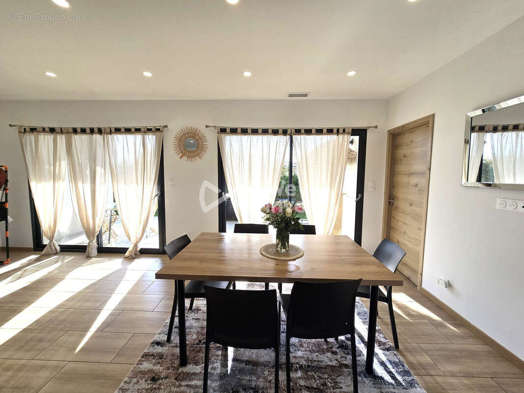 Maison à CASTELSARRASIN