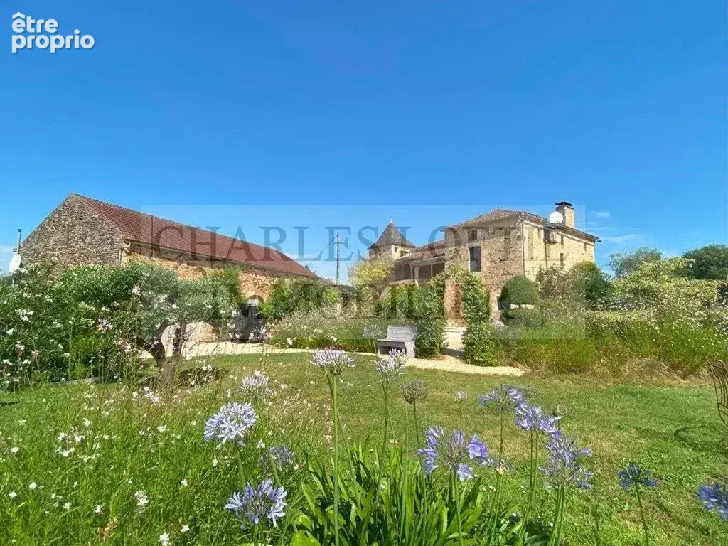 Somptueuse maison de maître avec gîte, dépendances et piscine naturelle - photo 35