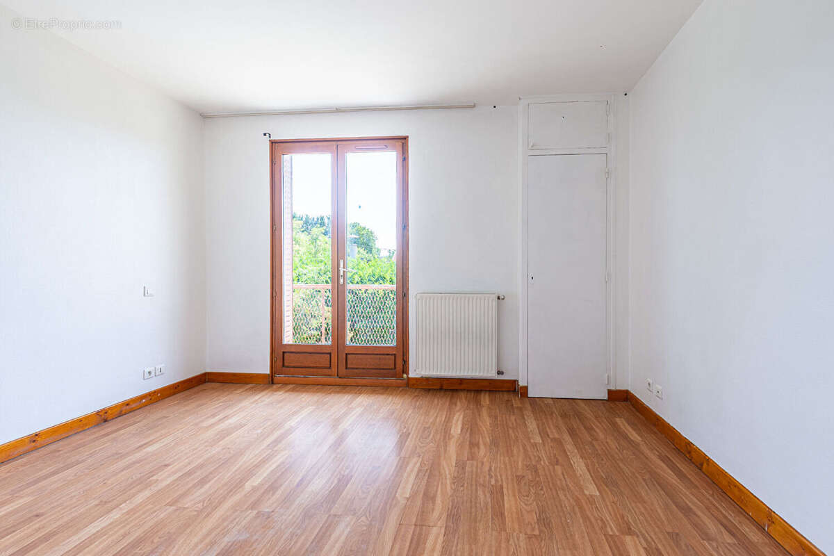 Agence immobiliere laforet - exclusivite - "mirabilis" - annecy / pringy - appartement t3 de 54.69m² - loggia - balcon - cave -  - photo 7