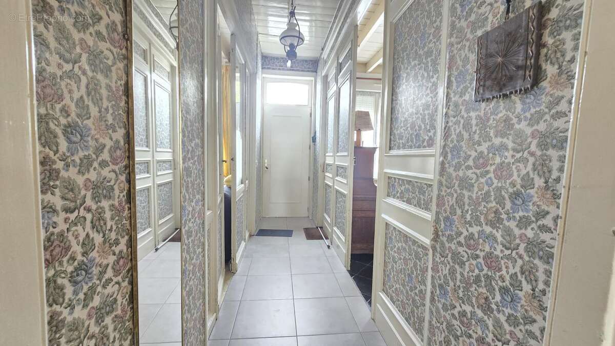 Maison 140 m² à Staple  - photo 4