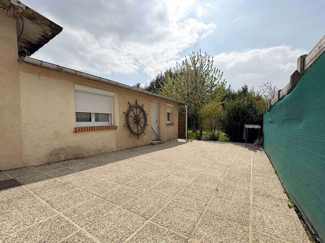 Maison à VAUCHELLES-LES-QUESNOY