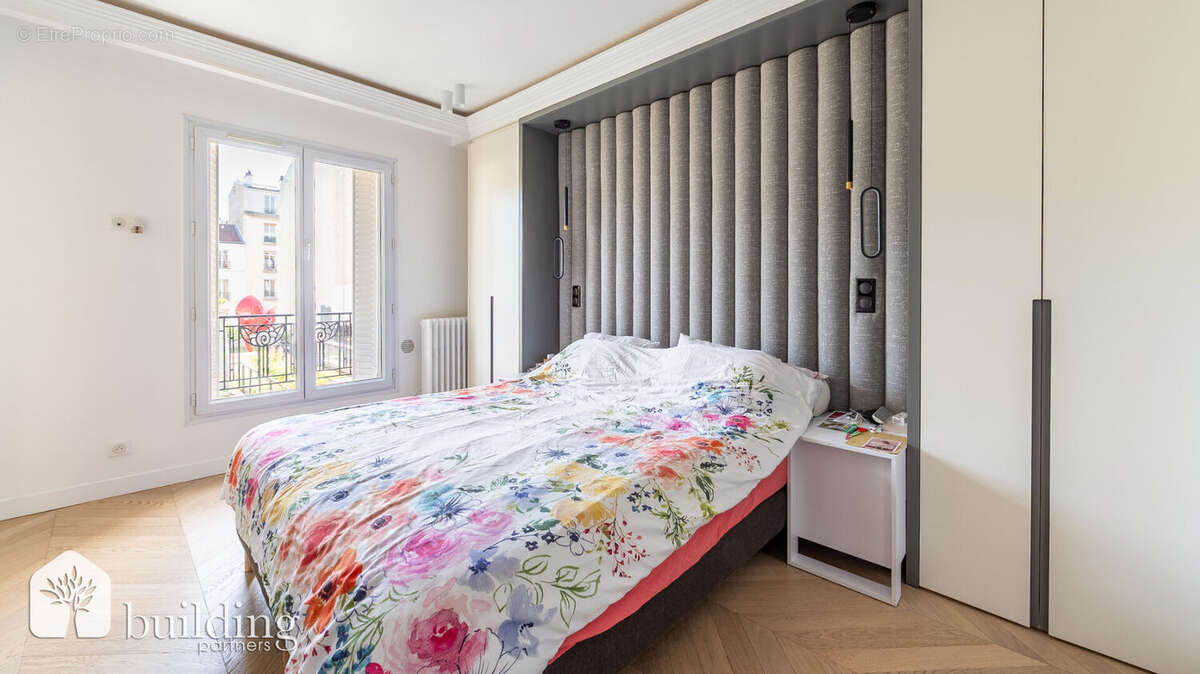 Appartement à LEVALLOIS-PERRET