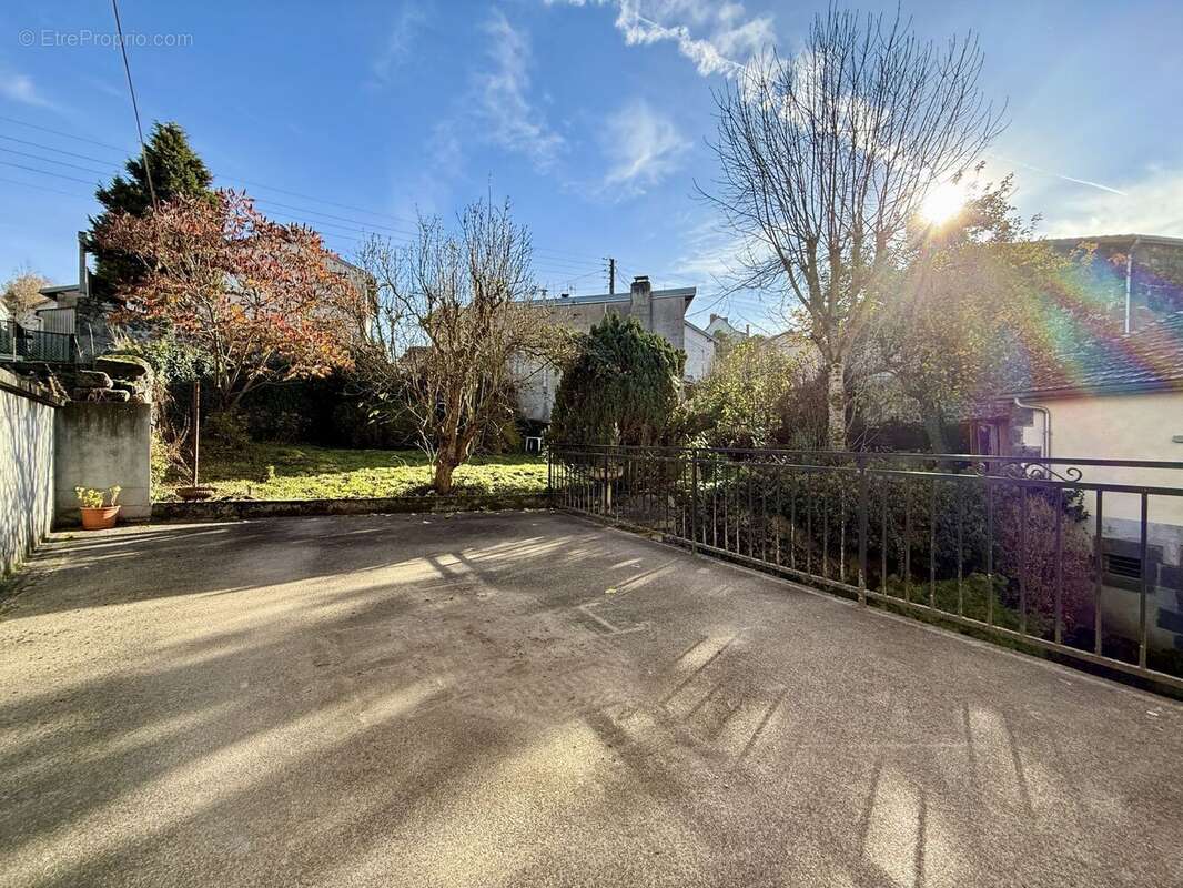 Maison à PONTGIBAUD