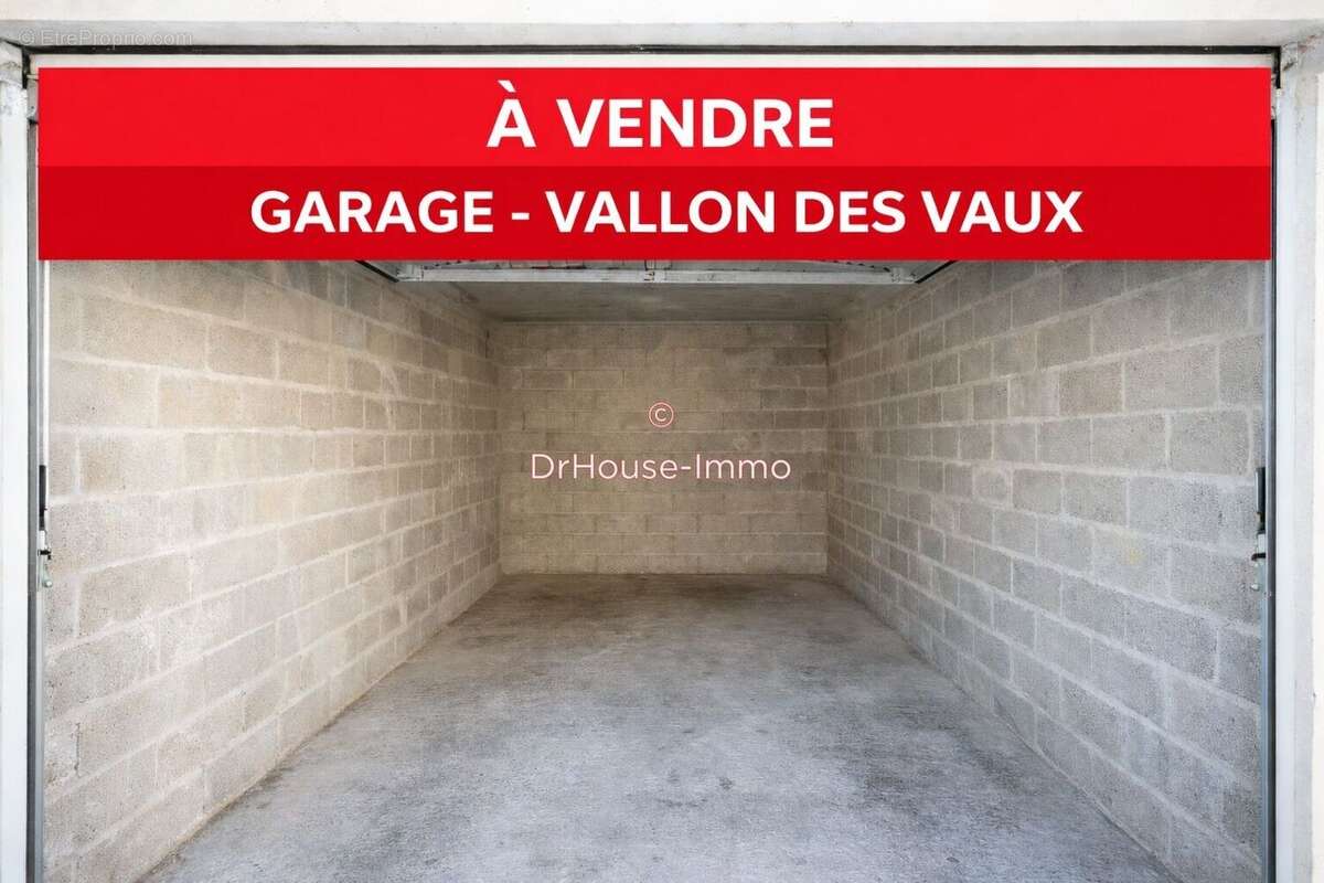 Parking à CAGNES-SUR-MER