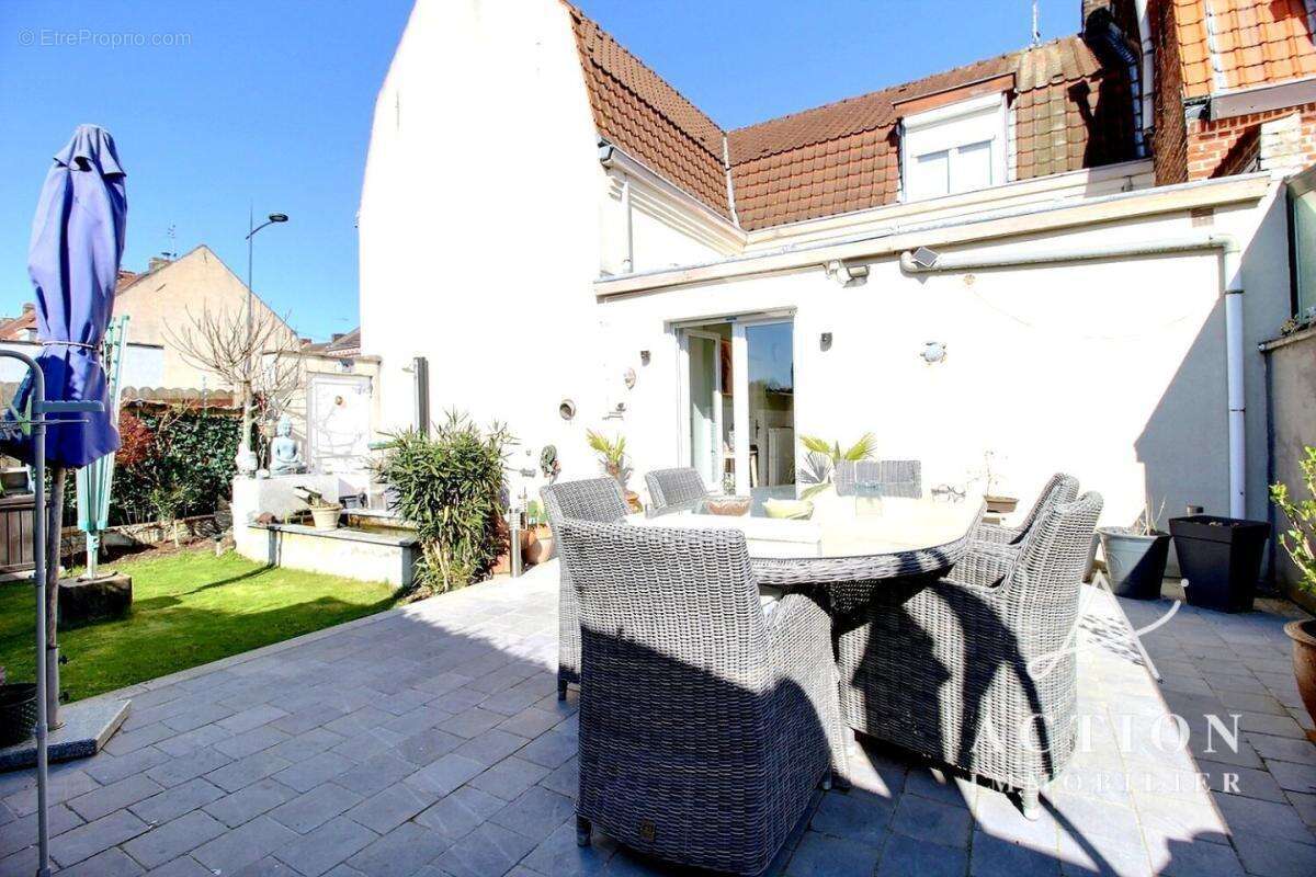 Maison à LYS-LEZ-LANNOY