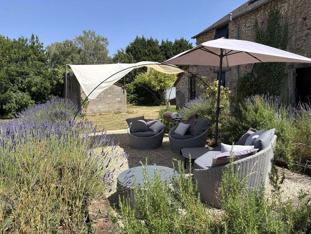 Une grande maison originale et fabuleuse, idéalement située à la campagne - photo 18
