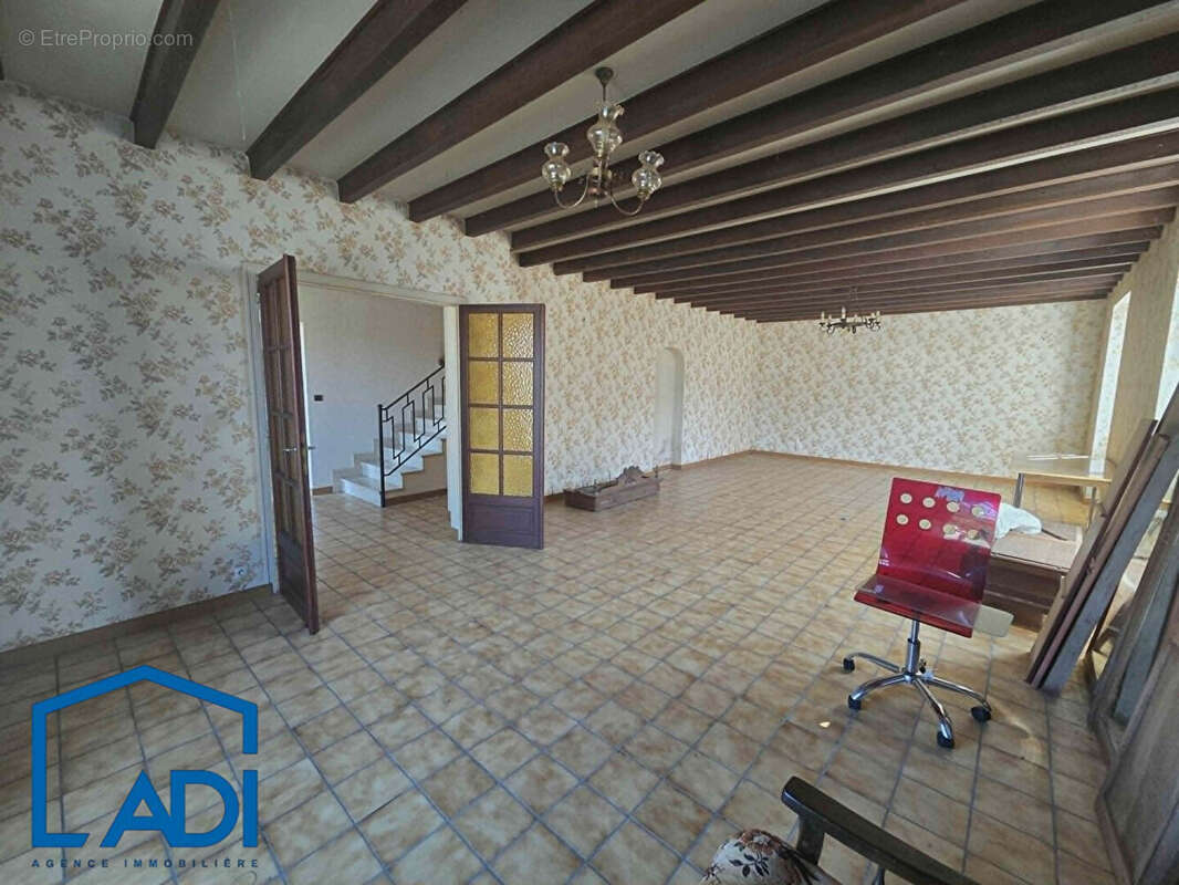 À vendre, Saint-Maixent-l'École ! - photo 4
