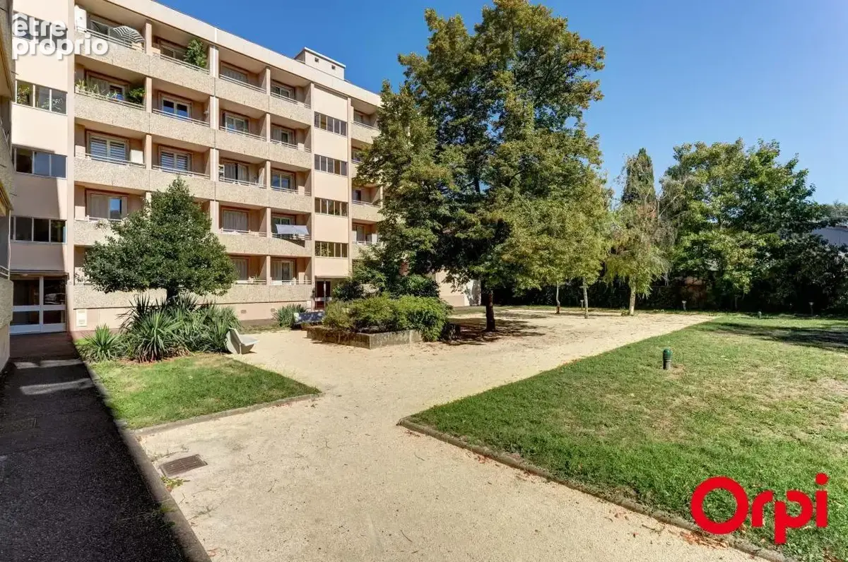 Appartement À Vendre T5 avec cave et place de stationnement - photo 20