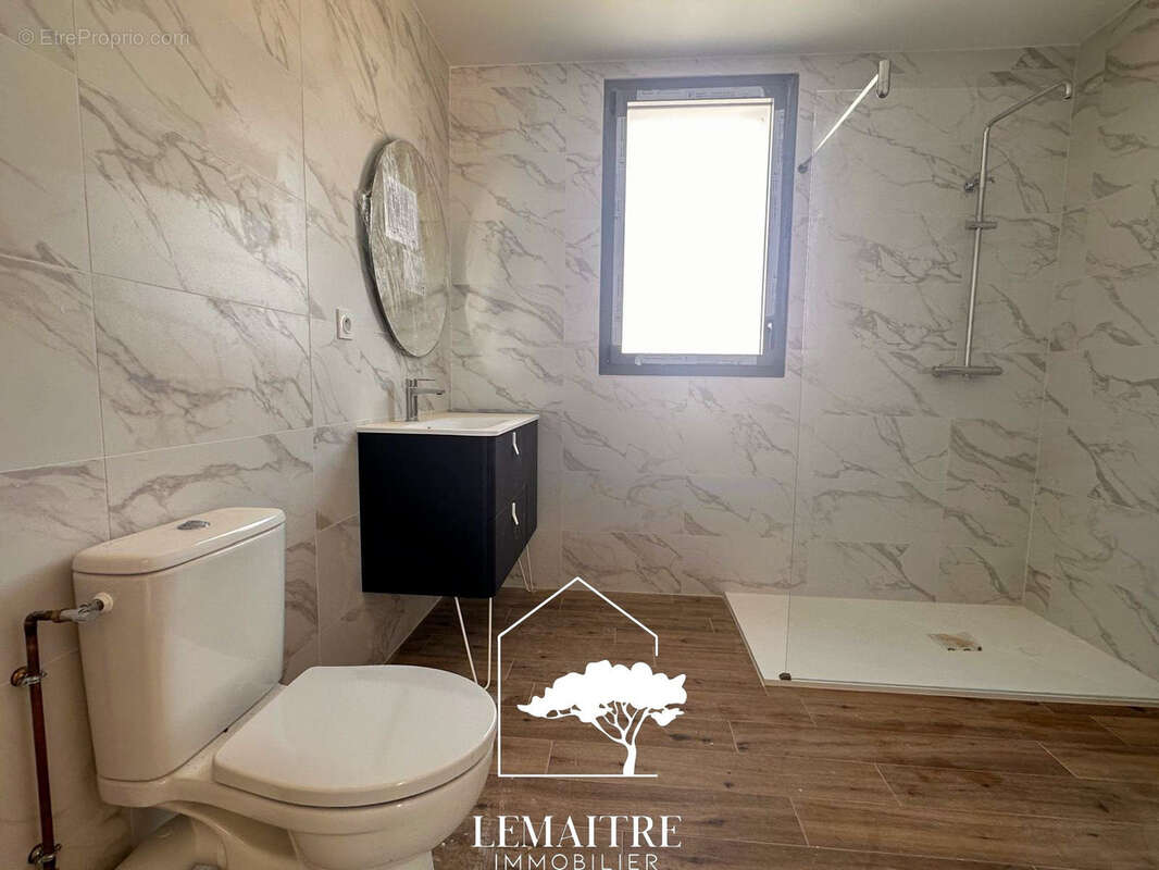 Appartement à LES MATHES