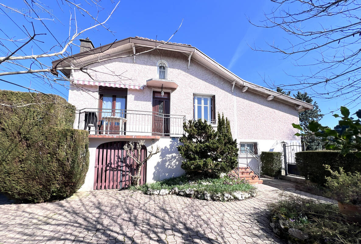Maison à BOURG-EN-BRESSE