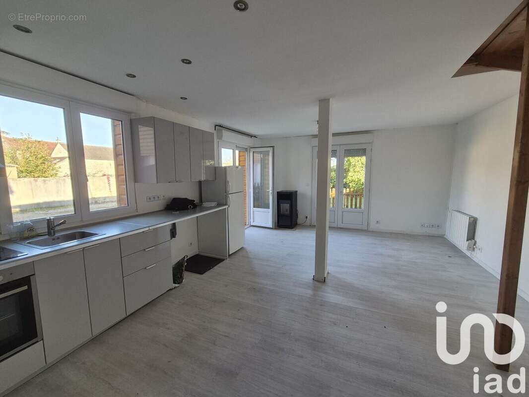 Photo 2 - Appartement à LA FERTE-SOUS-JOUARRE