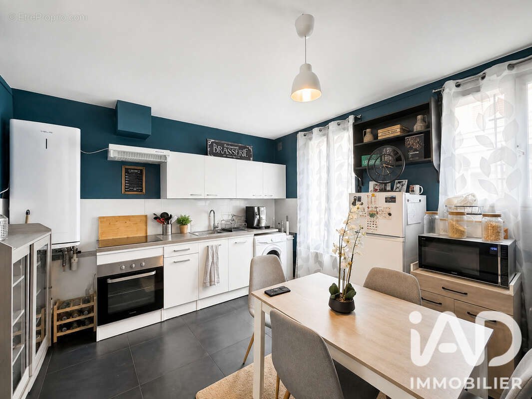 Appartement 314 m² à Liancourt  - photo 3