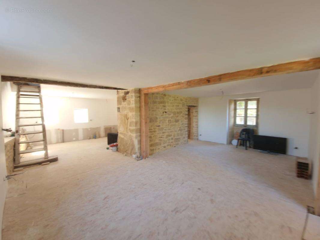 Maison à SAINT-ROBERT