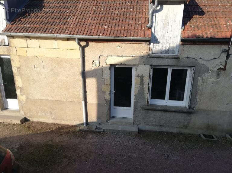 Maison à JOUET-SUR-L'AUBOIS