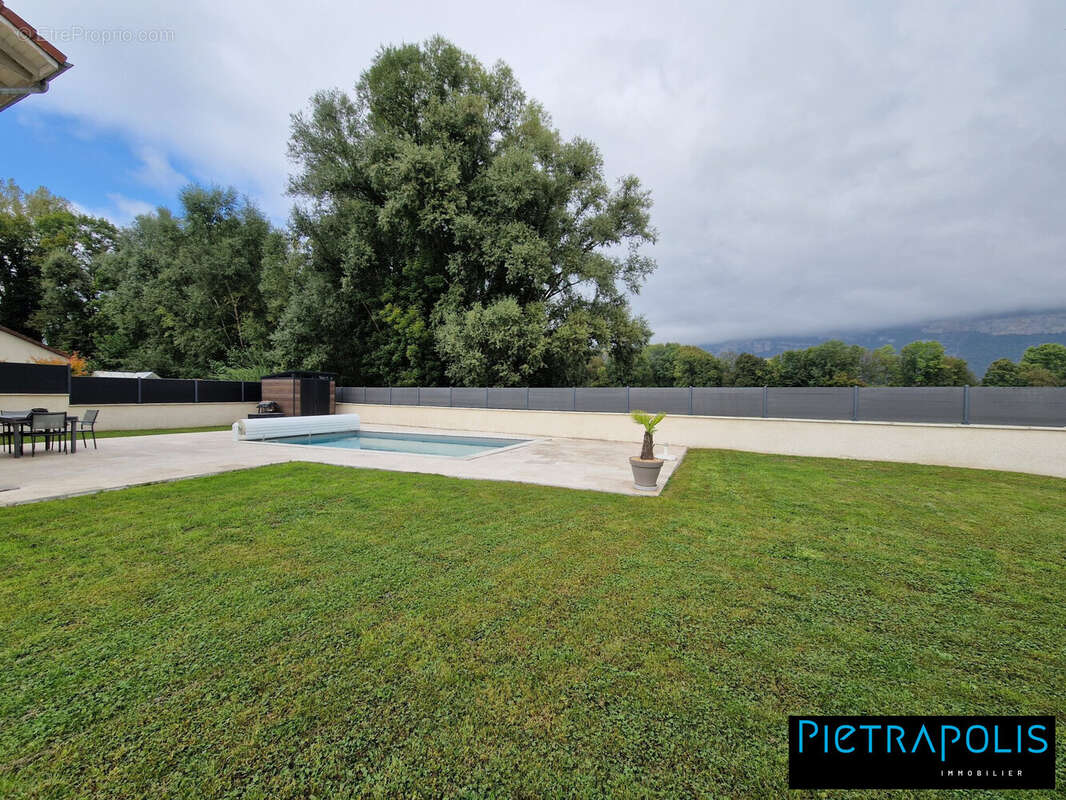 Maison à MONTALIEU-VERCIEU