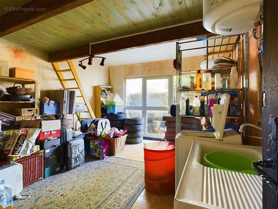 Maison à LES ANGLES