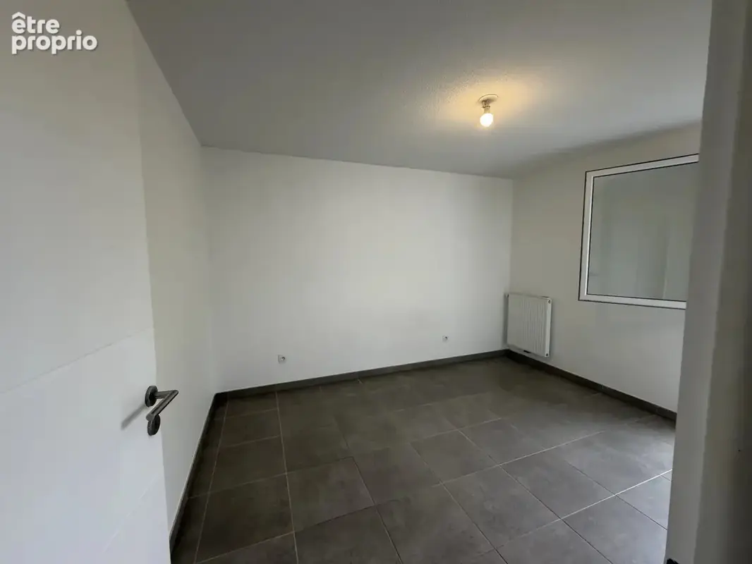 À vendre – Charmant T2 au dernier étage avec ascenseur - photo 4