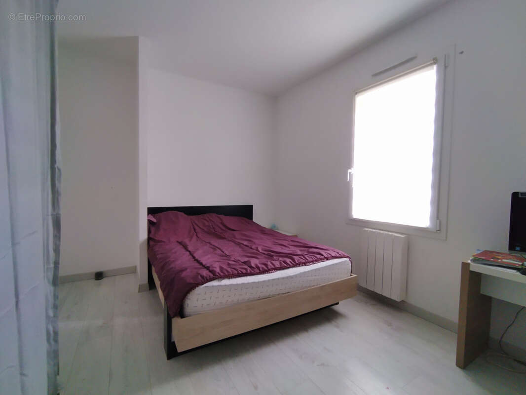 Maison à SAINTE-FLORENCE