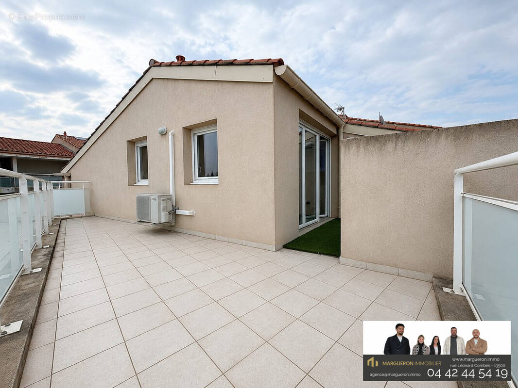 Appartement 2 pièces 52 m² à vendre à Istres (13800) - photo 3