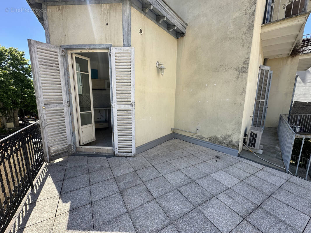 Appartement à NIMES