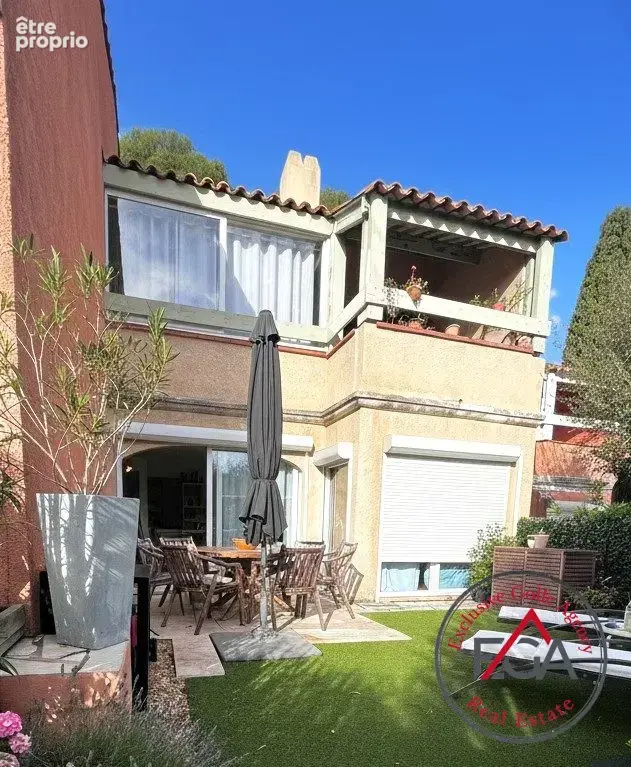 Appartement à LA CROIX-VALMER