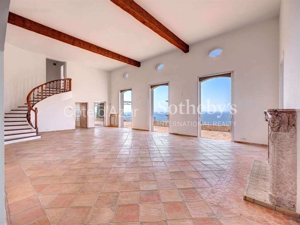 Maison à SAINT-RAPHAEL