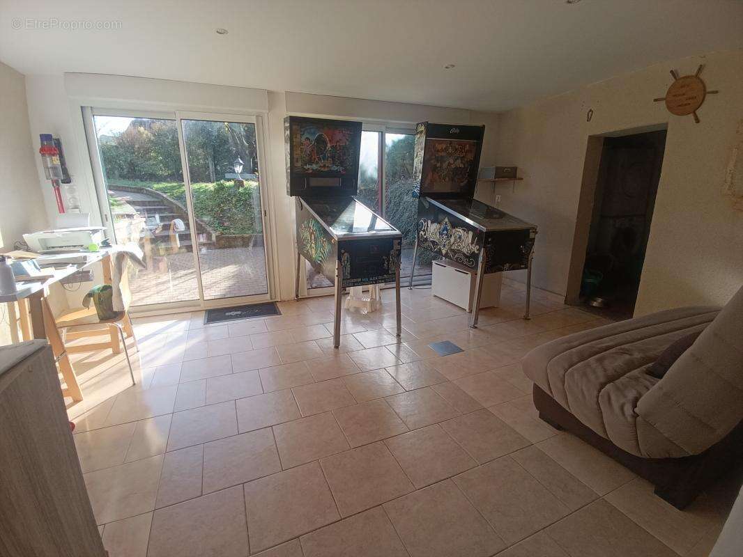 Maison à CHANTENAY-VILLEDIEU