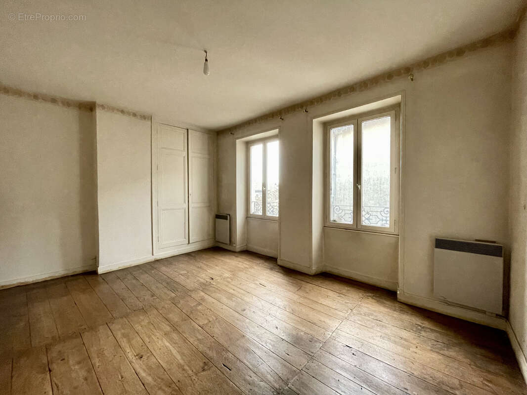 Appartement à CONFOLENS