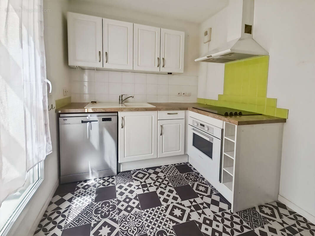 Appartement à CADAUJAC