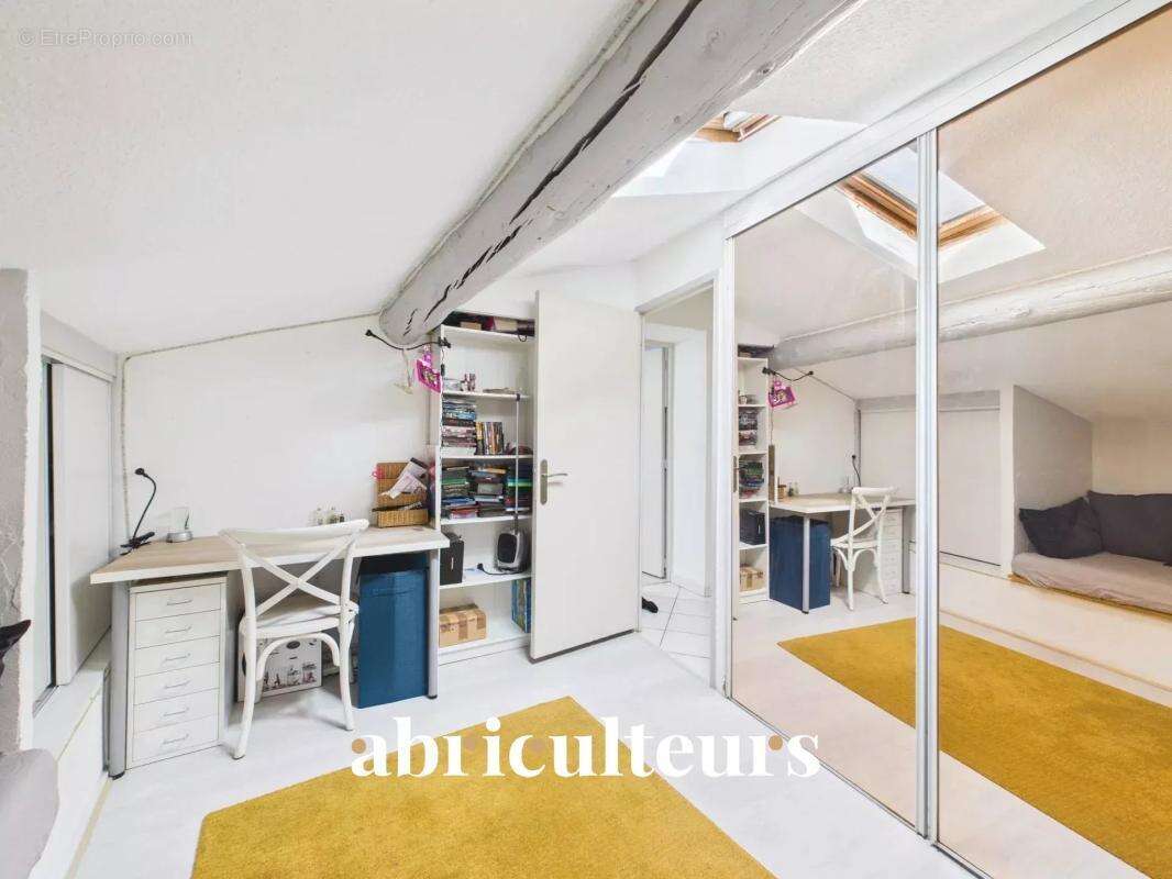 Appartement à PERTUIS