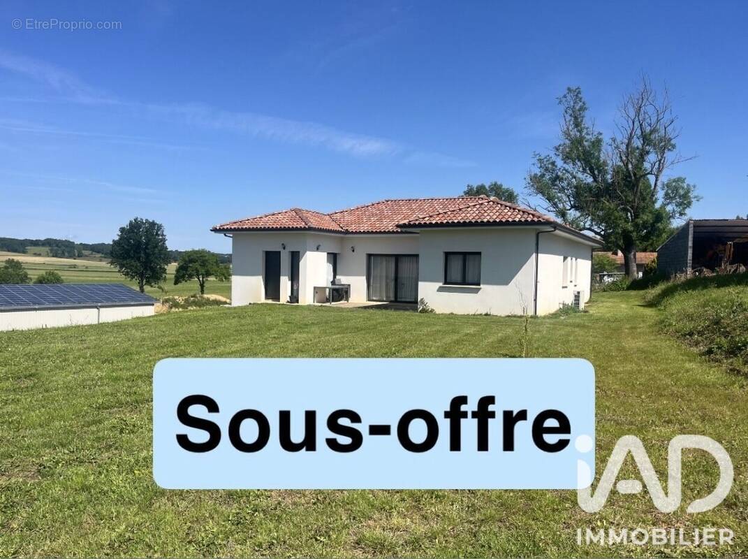Photo 1 - Maison à POUYASTRUC