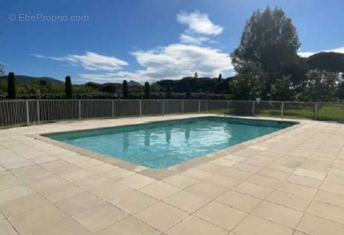 Appartement à MANDELIEU-LA-NAPOULE