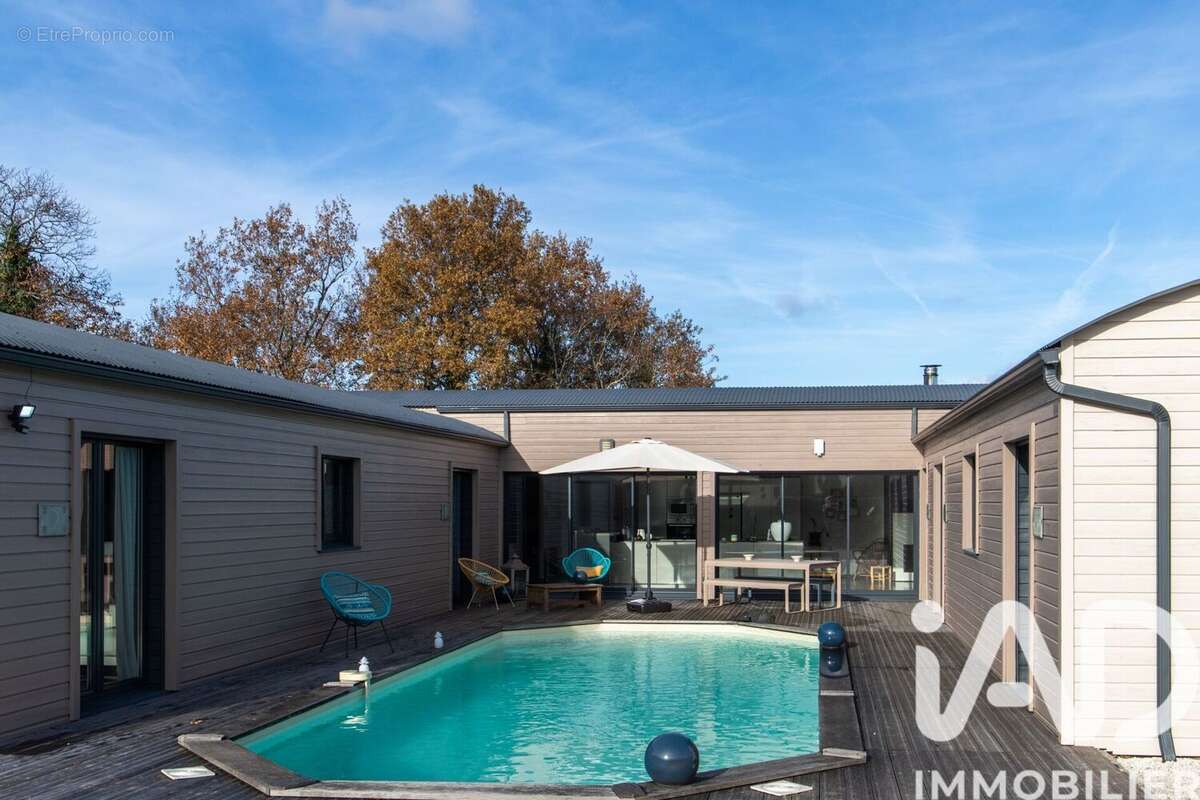 Photo 2 - Maison à SAINT-PIERRE-DU-MONT