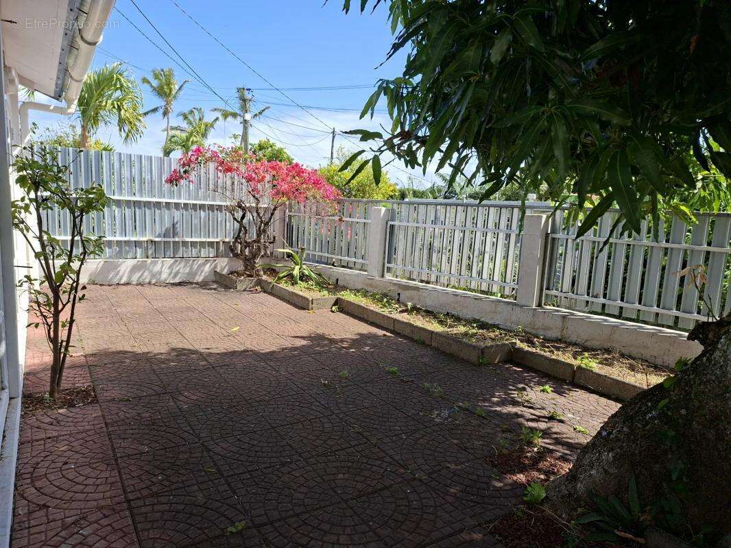 Maison à SAINT-DENIS