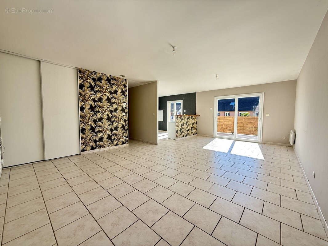 Maison à SAINT-VAAST-DU-VAL