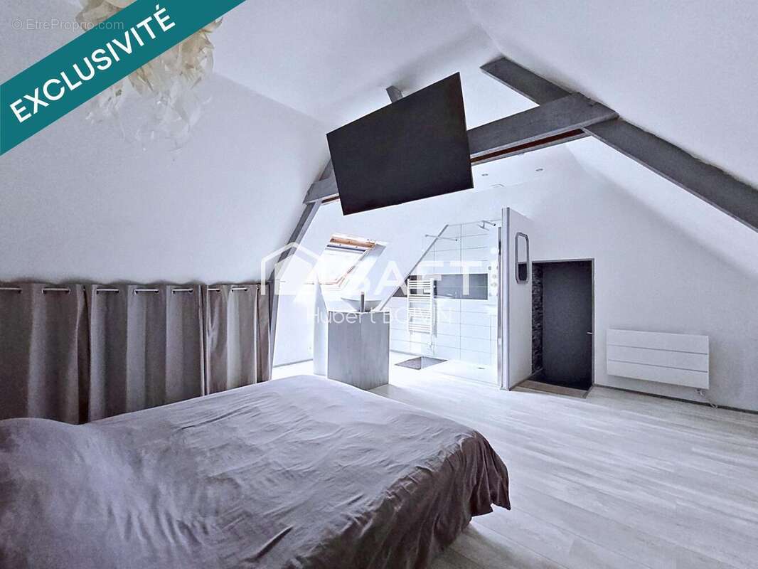 Maison 133 m² à Mece  - photo 8