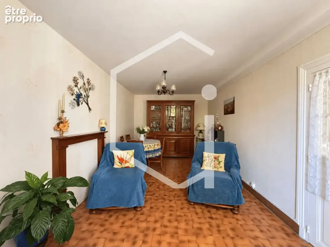Sury-en-Vaux   Maison 97 m2 à rénover avec grange, écurie et terrain constructible - photo 5