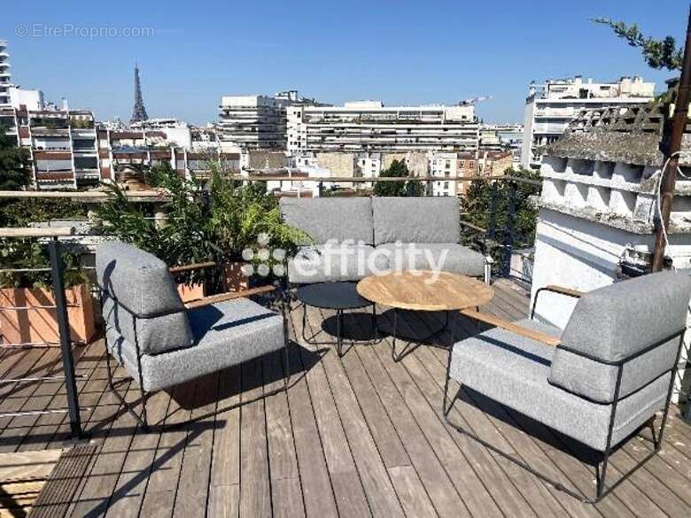 Appartement à PARIS-15E