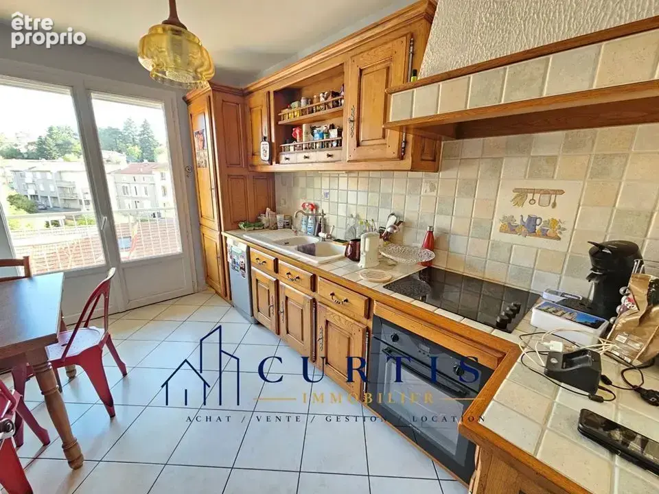 Appartement 69 m² à La Ricamarie  - photo 6