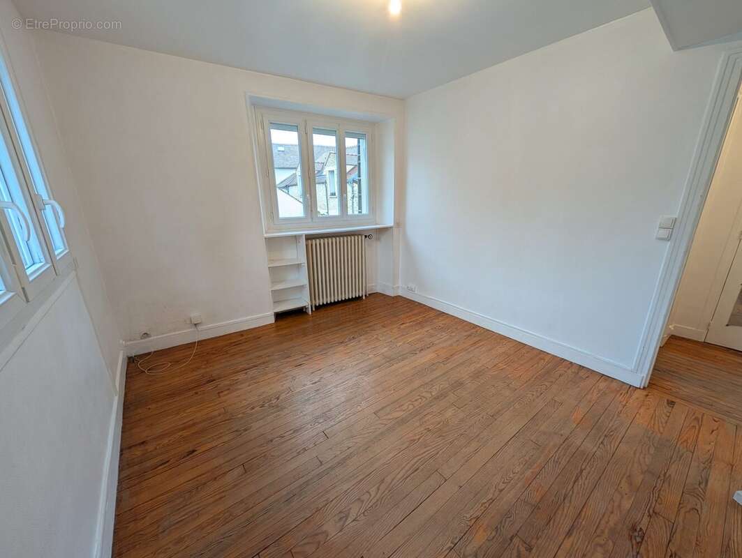 Appartement à VILLEPREUX