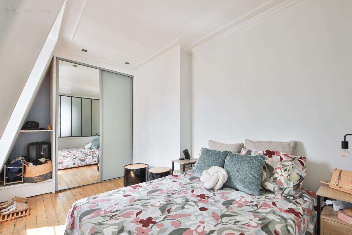 Appartement à PARIS-9E
