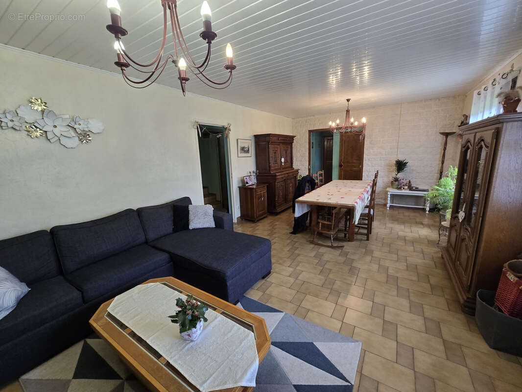 Maison à ERCOURT