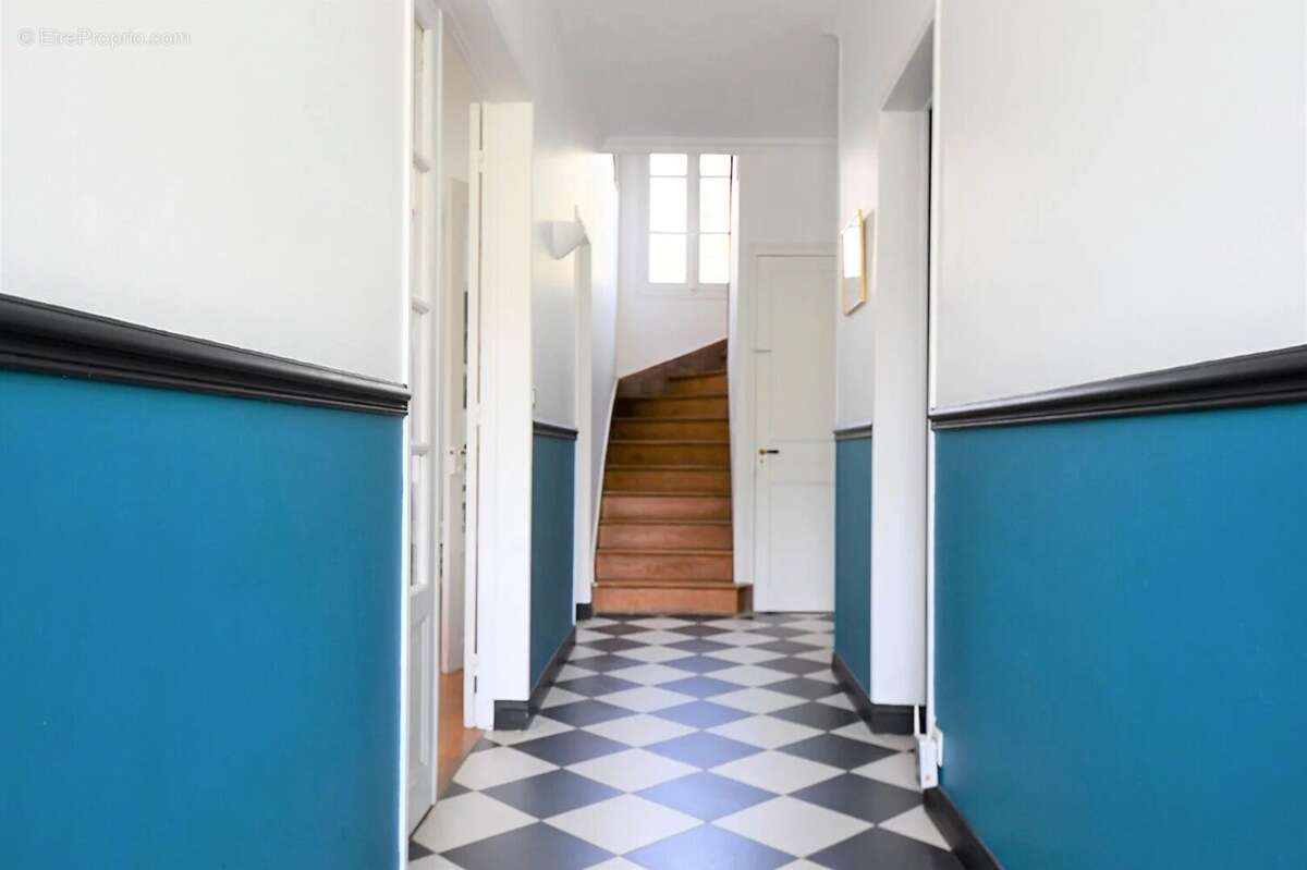 Maison à LE VESINET