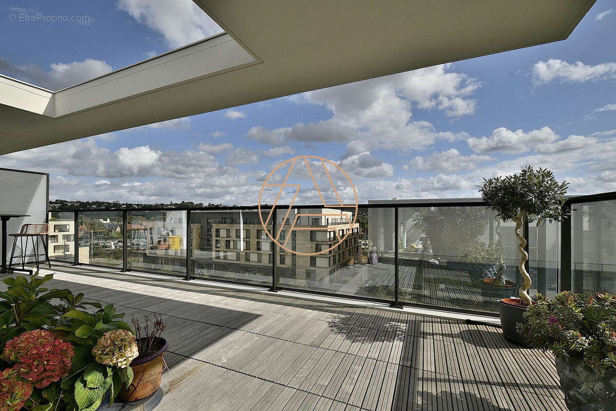 Appartement à SAINT-MAUR-DES-FOSSES