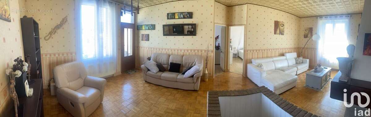 Maison 135 m² à Esclavolles-Lurey  - photo 4